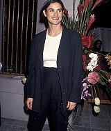 Filename=10.jpg
Filesize=1116KiB
Dimensions=1519x2048
Date added=Feb 09, 2025 10.jpg