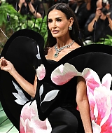 Filename=100.jpg
Filesize=880KiB
Dimensions=1365x2048
Date added=Jan 29, 2025 100.jpg